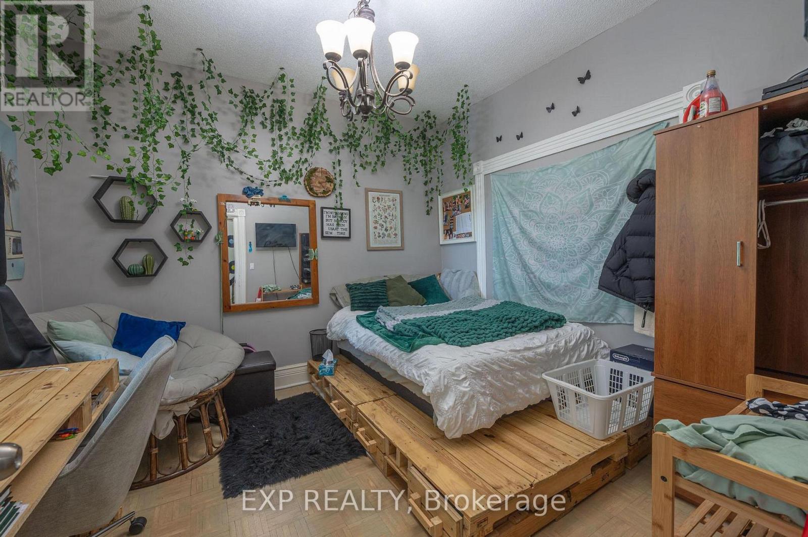 1033 Water Street, Peterborough North (South), Ontario  K9H 3P5 - Photo 15 - X12290215
