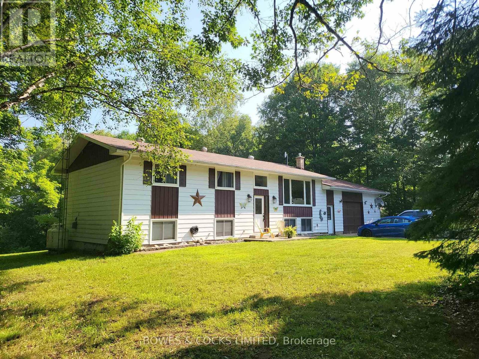 109 Quarry Road, Bancroft (Dungannon Ward), Ontario  K0L 1C0 - Photo 2 - X12290658