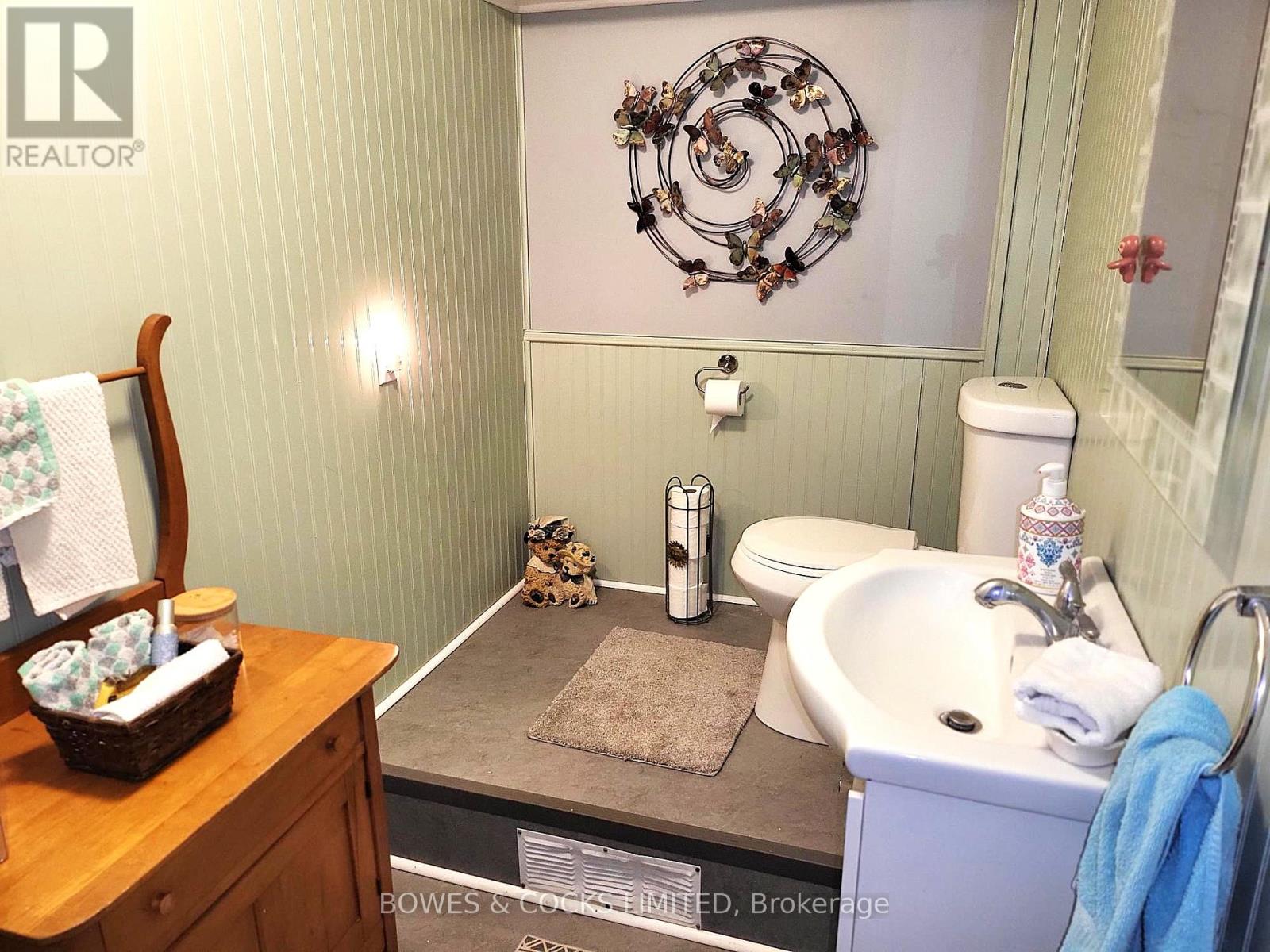 109 Quarry Road, Bancroft (Dungannon Ward), Ontario  K0L 1C0 - Photo 25 - X12290658