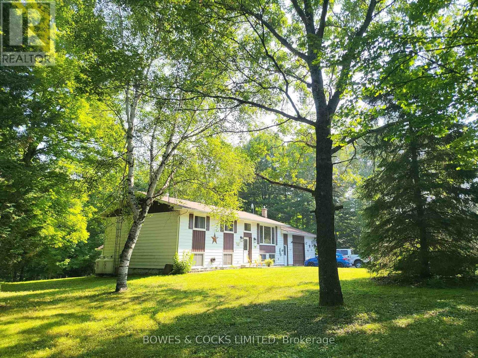 109 Quarry Road, Bancroft (Dungannon Ward), Ontario  K0L 1C0 - Photo 3 - X12290658