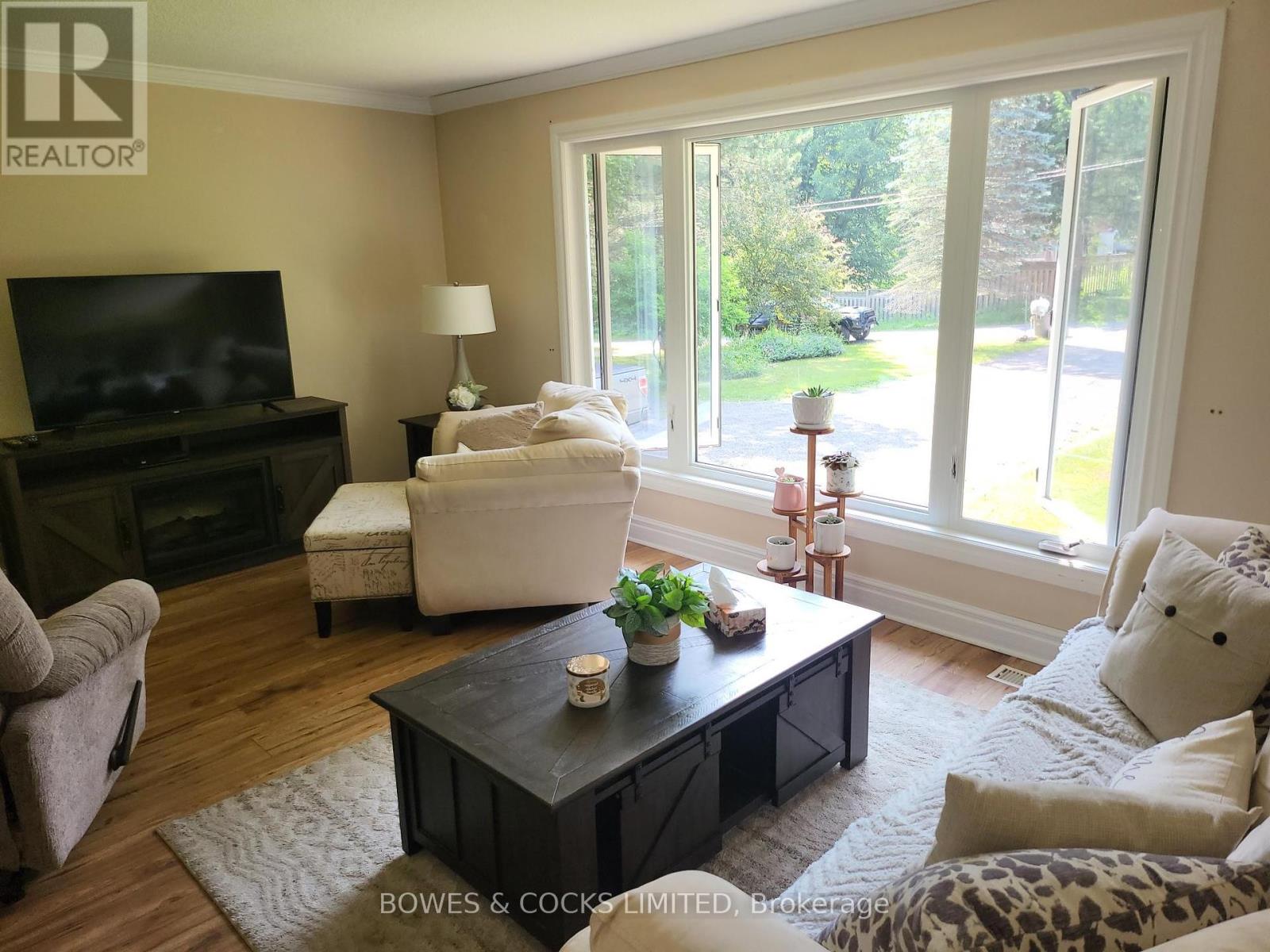 109 Quarry Road, Bancroft (Dungannon Ward), Ontario  K0L 1C0 - Photo 4 - X12290658