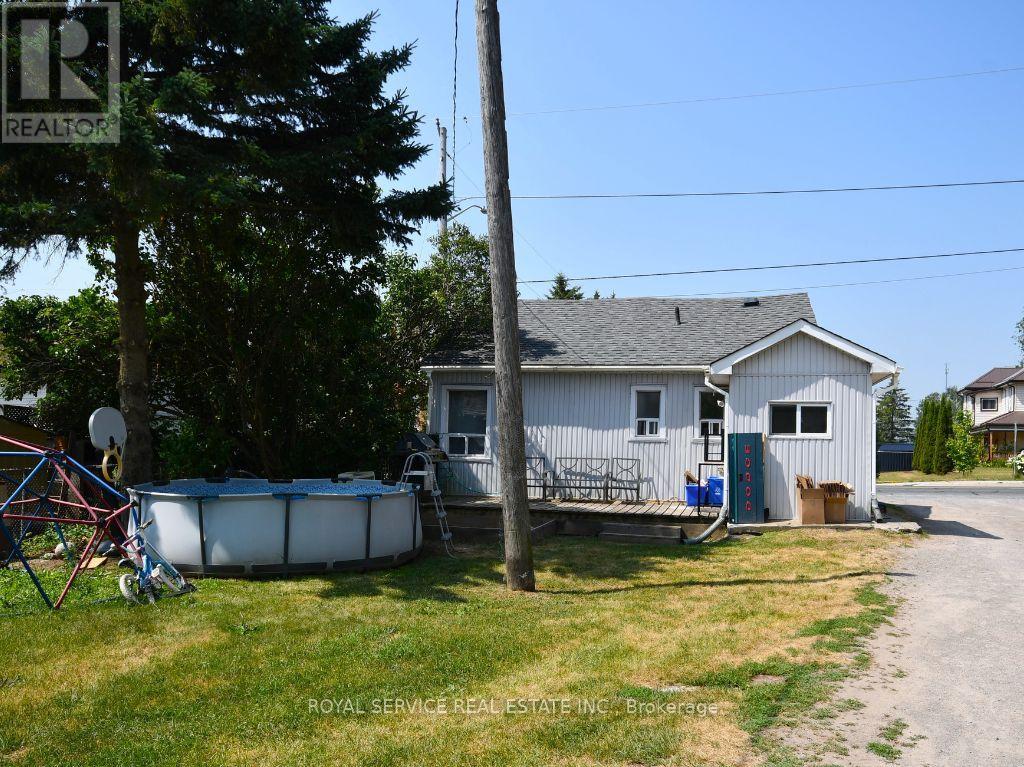 83 County 40 Road, Asphodel-Norwood (Norwood), Ontario  K0L 2V0 - Photo 11 - X12290965