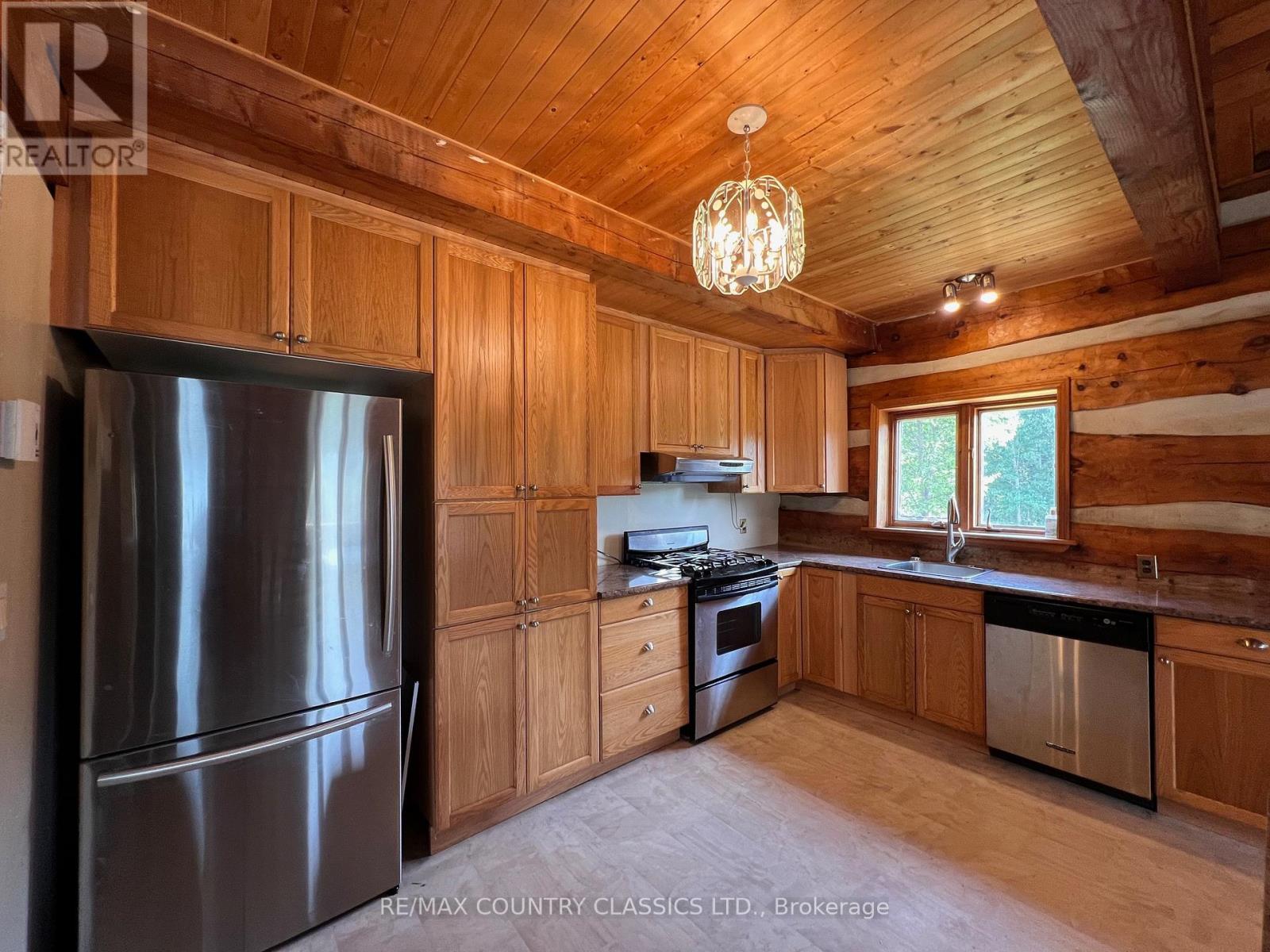 1083 Upper Turriff Road, Bancroft (Dungannon Ward), Ontario  K0L 2L0 - Photo 7 - X12291046