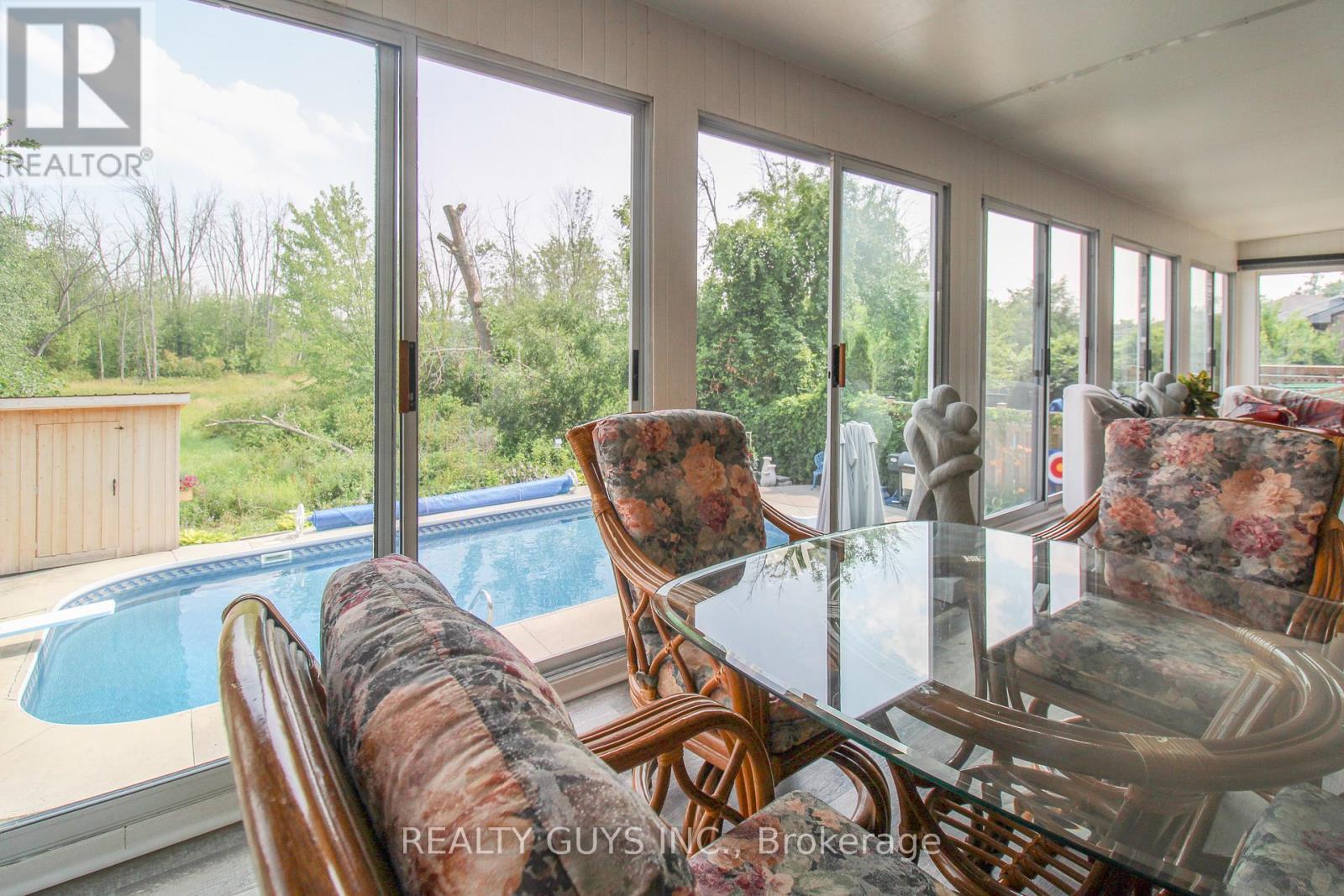 2515 Farmcrest Avenue, Peterborough East (South), Ontario  K9L 1R8 - Photo 28 - X12291175