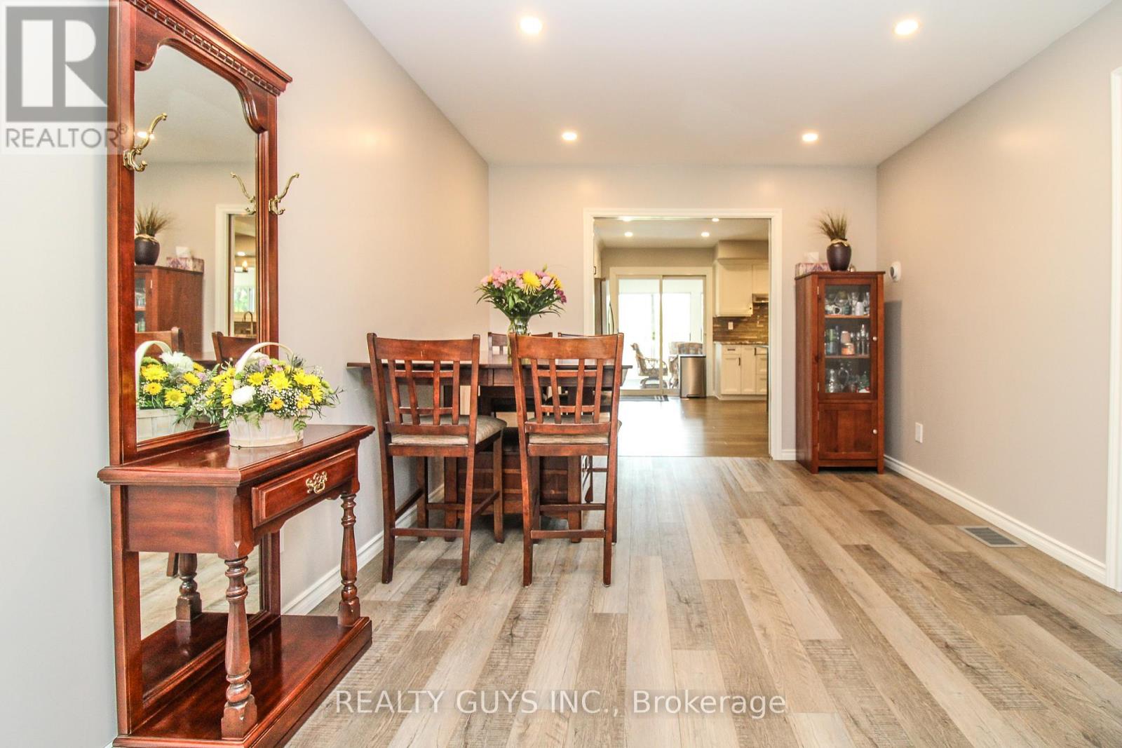 2515 Farmcrest Avenue, Peterborough East (South), Ontario  K9L 1R8 - Photo 29 - X12291175