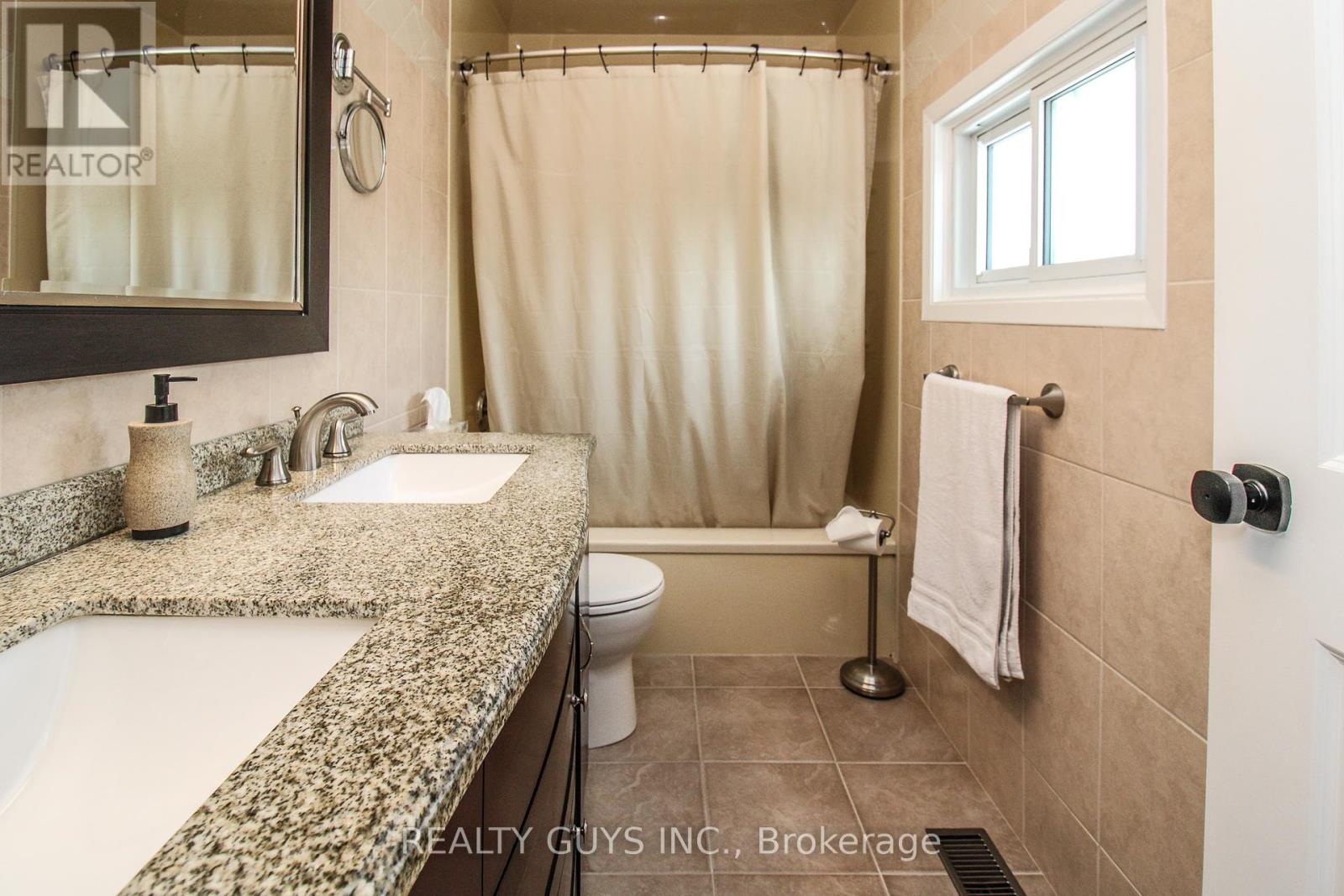 2515 Farmcrest Avenue, Peterborough East (South), Ontario  K9L 1R8 - Photo 37 - X12291175