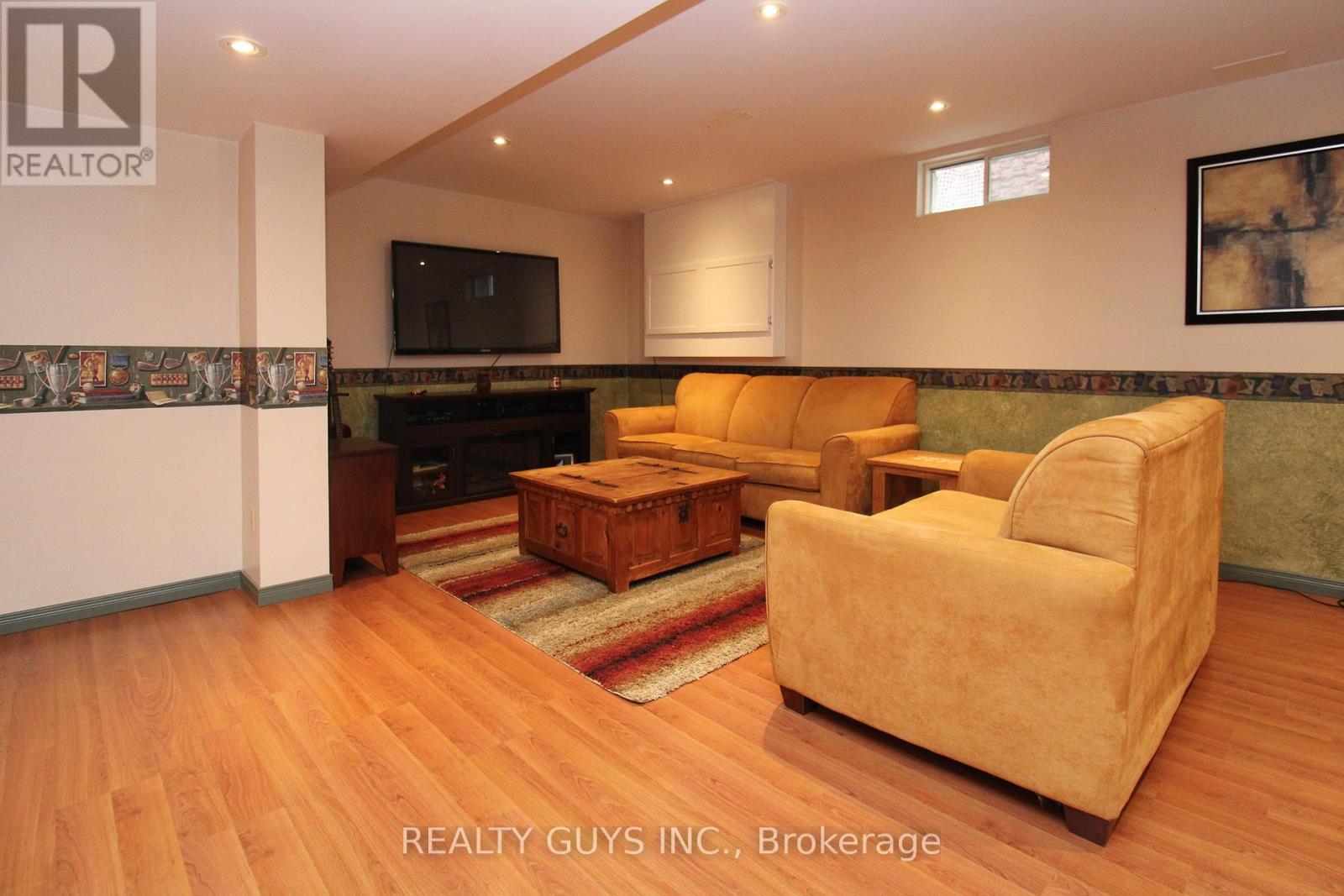 2515 Farmcrest Avenue, Peterborough East (South), Ontario  K9L 1R8 - Photo 44 - X12291175