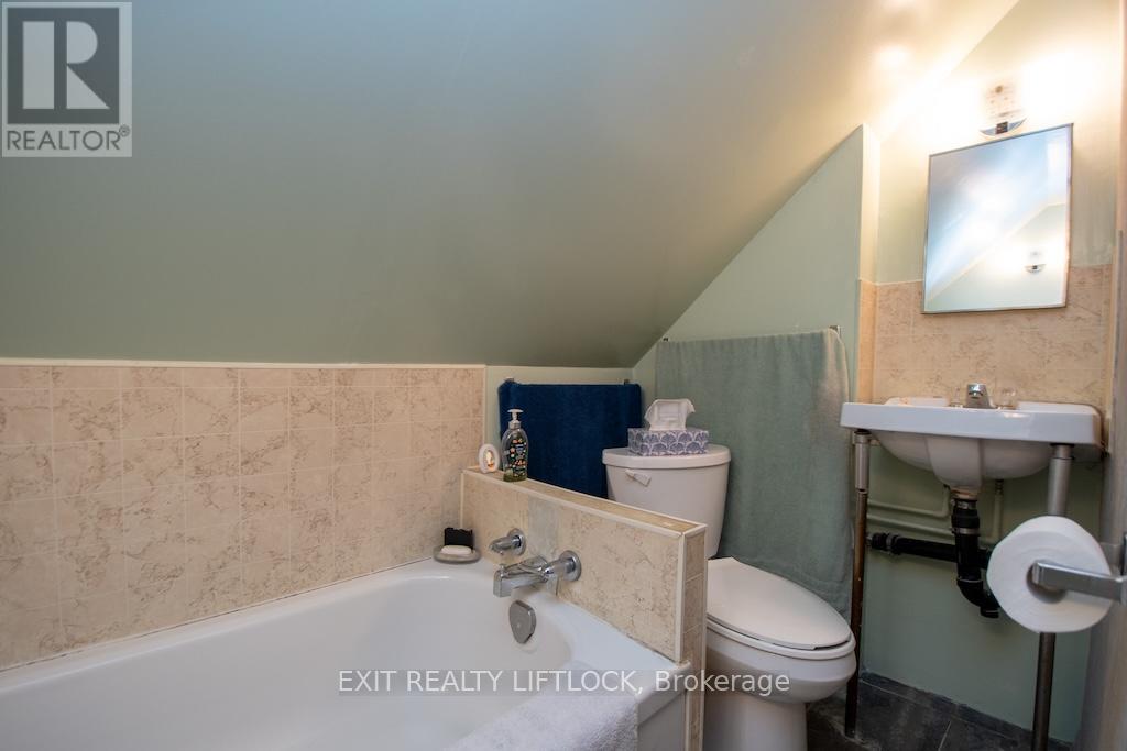 2537 Bensfort Road, Peterborough South (East), Ontario  K9J 1C8 - Photo 19 - X12291215