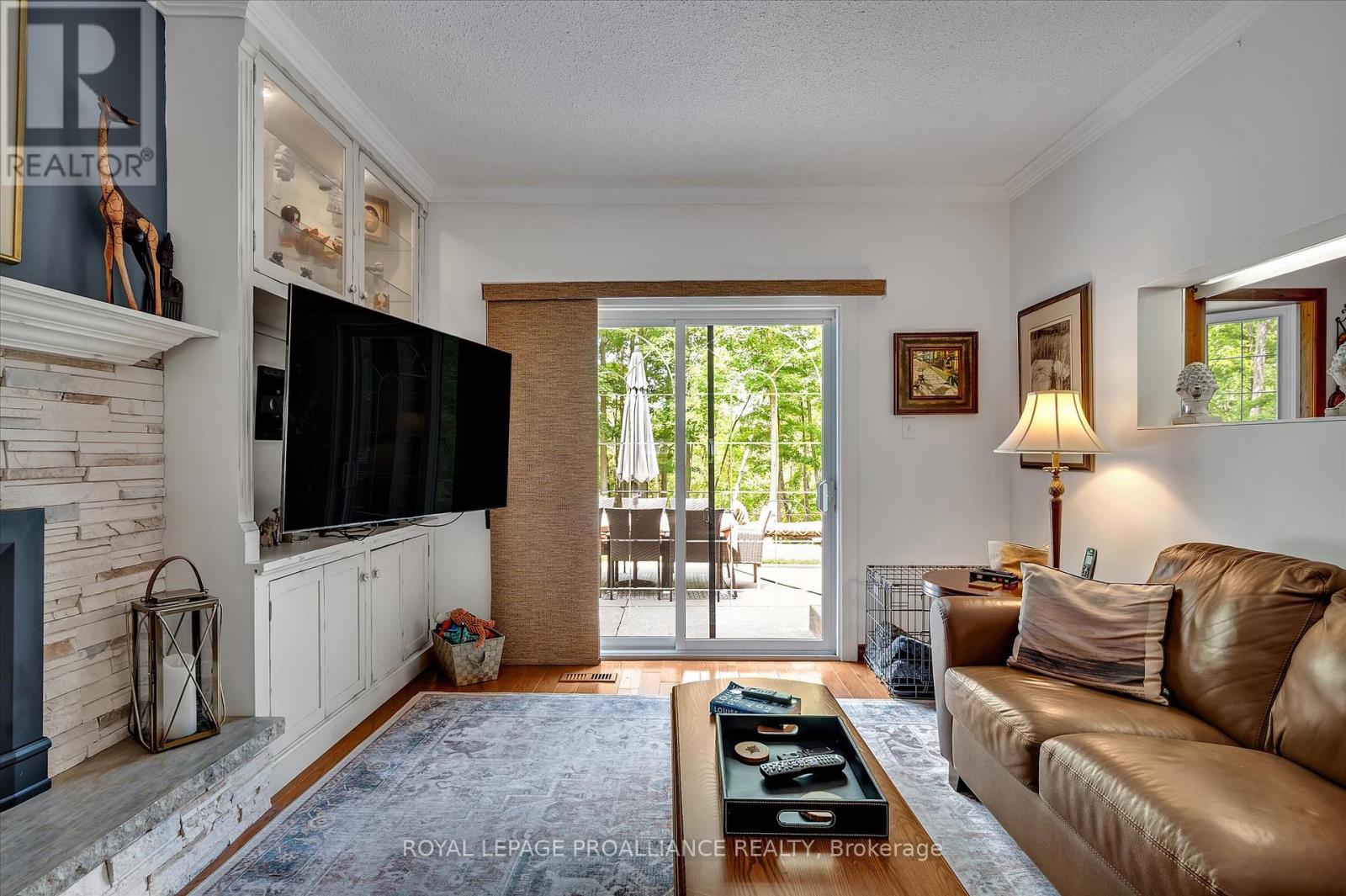 642 Dinsdale Street, Selwyn, Ontario  K0L 1H0 - Photo 18 - X12291216