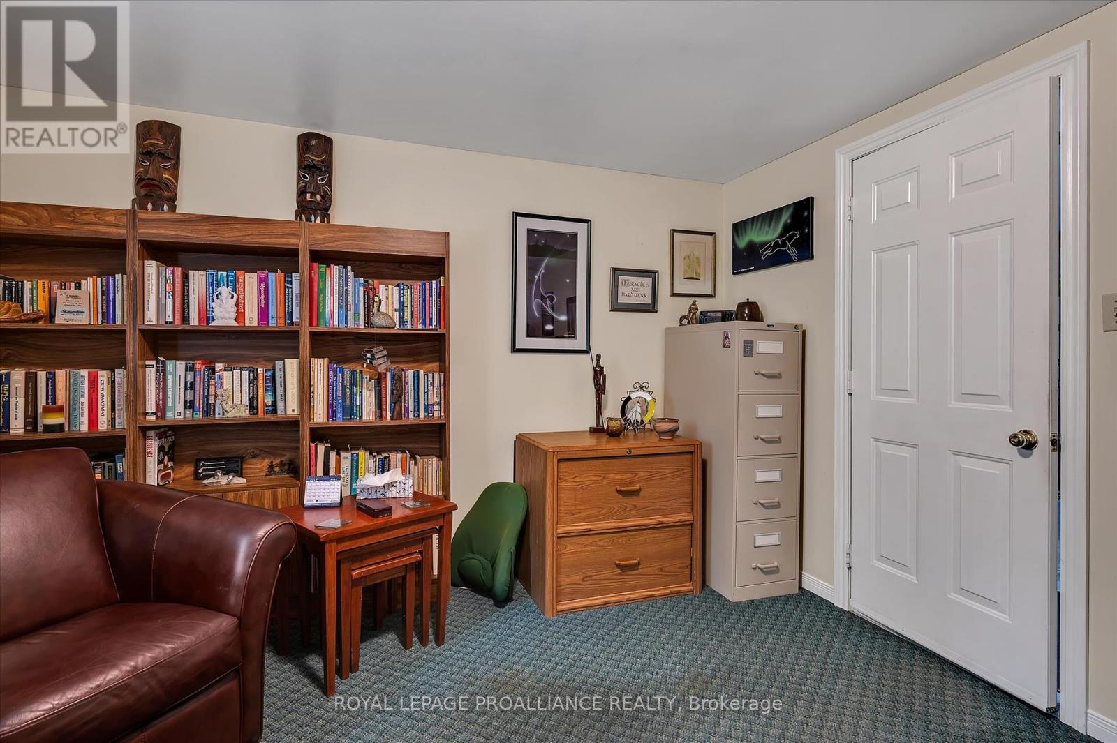 642 Dinsdale Street, Selwyn, Ontario  K0L 1H0 - Photo 36 - X12291216