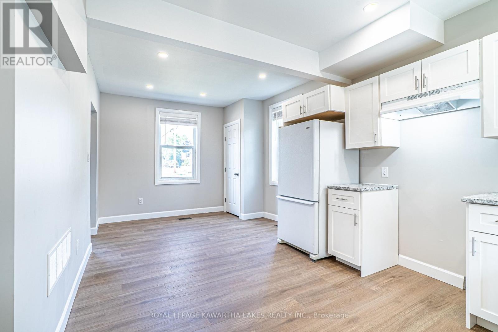 50 St Patrick Street, Kawartha Lakes (Lindsay), Ontario  K9V 1R3 - Photo 10 - X12291245