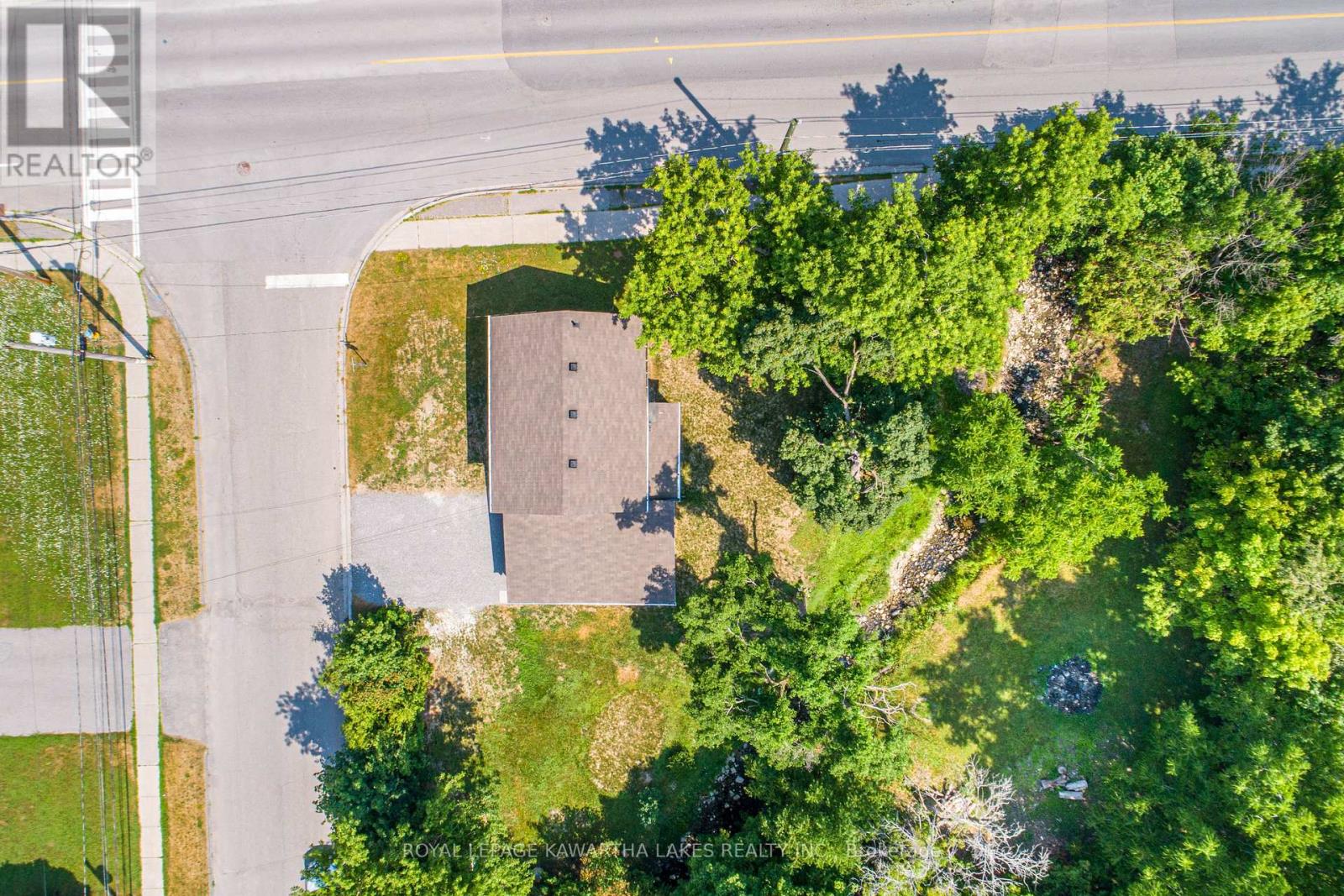 50 St Patrick Street, Kawartha Lakes (Lindsay), Ontario  K9V 1R3 - Photo 34 - X12291245