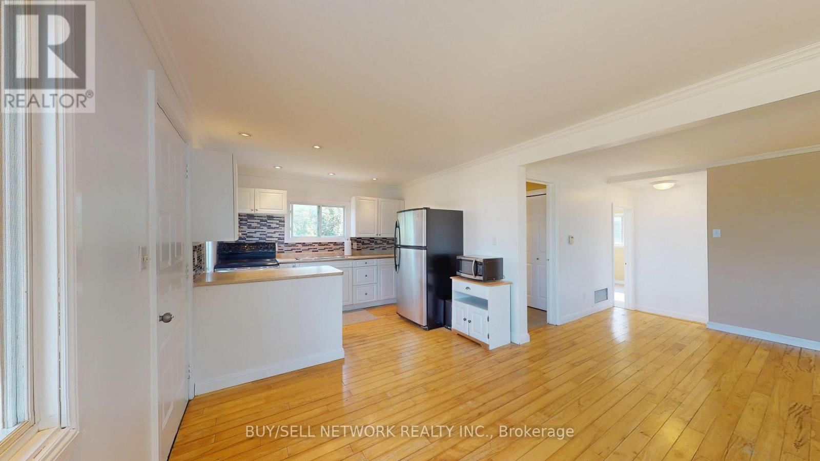 879 Garthorne Avenue, Selwyn, Ontario  K0L 1H0 - Photo 2 - X12291307