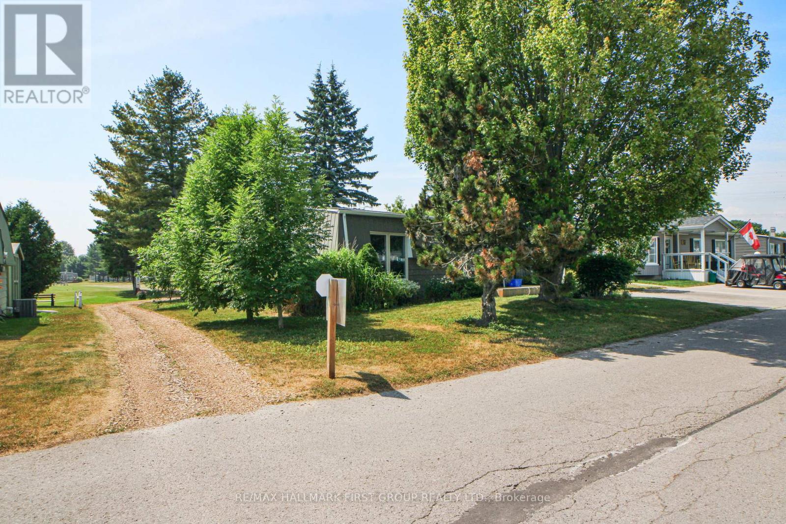 4 Kawartha Road, Clarington (Newcastle), Ontario  L1B 1B9 - Photo 2 - E12291161