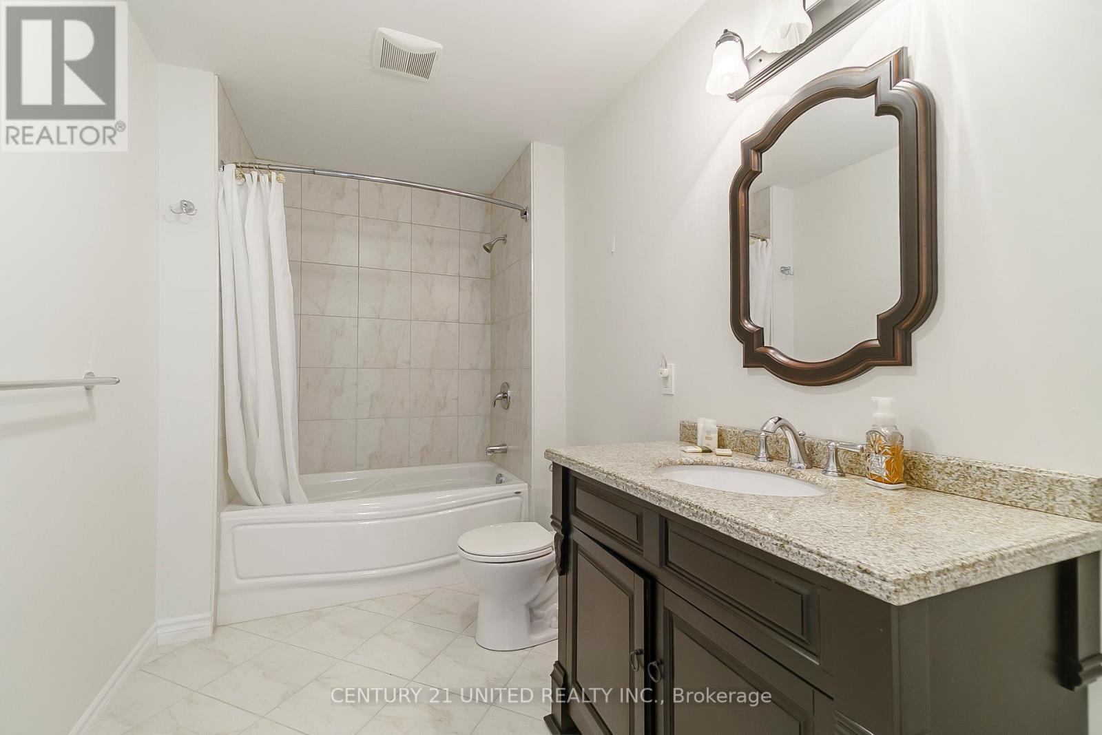 1656 Champlain Drive, Peterborough North (University Heights), Ontario  K9L 1N6 - Photo 32 - X12291400