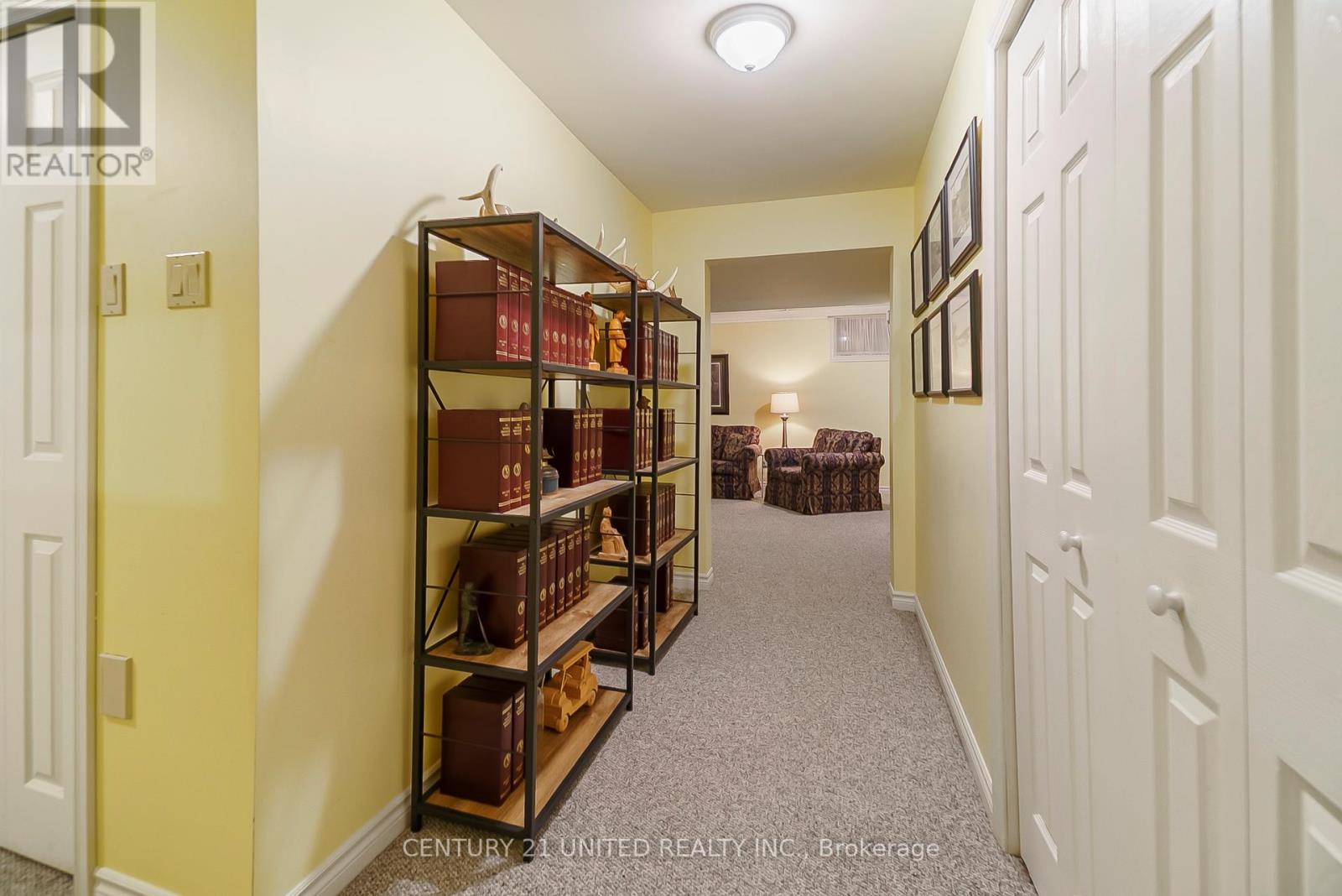 1656 Champlain Drive, Peterborough North (University Heights), Ontario  K9L 1N6 - Photo 37 - X12291400
