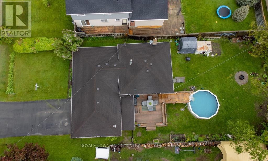 24 Mohawk Drive, Kawartha Lakes (Lindsay), Ontario  K9V 4R1 - Photo 32 - X12291478