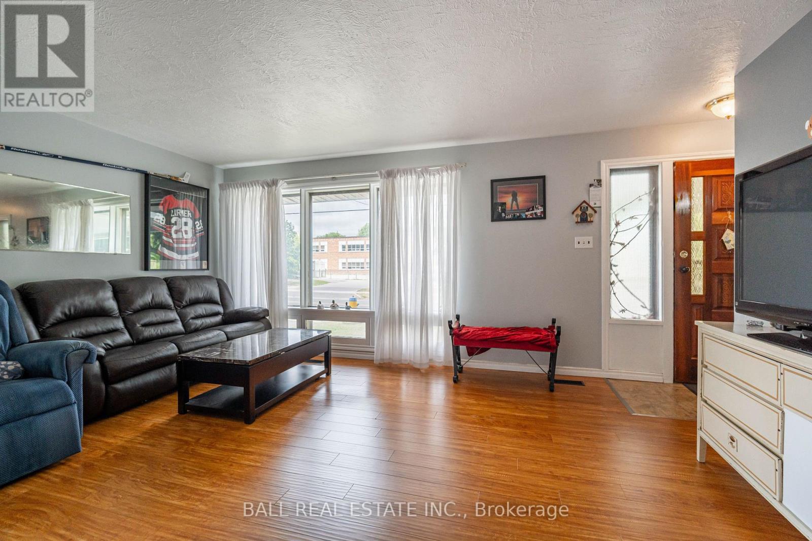 45 Goodfellow Road, Peterborough South (East), Ontario  K9J 5W8 - Photo 10 - X12291546