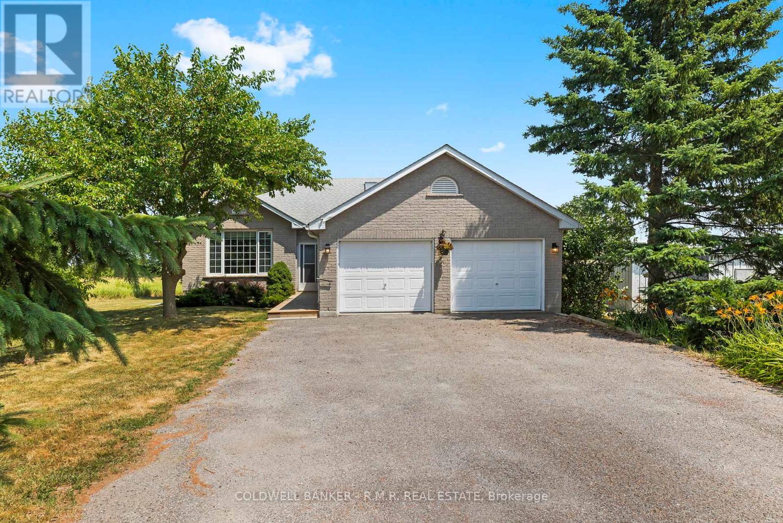 550 Angeline Street N, Kawartha Lakes (Ops), Ontario  K9V 4R1 - Photo 6 - X12291596