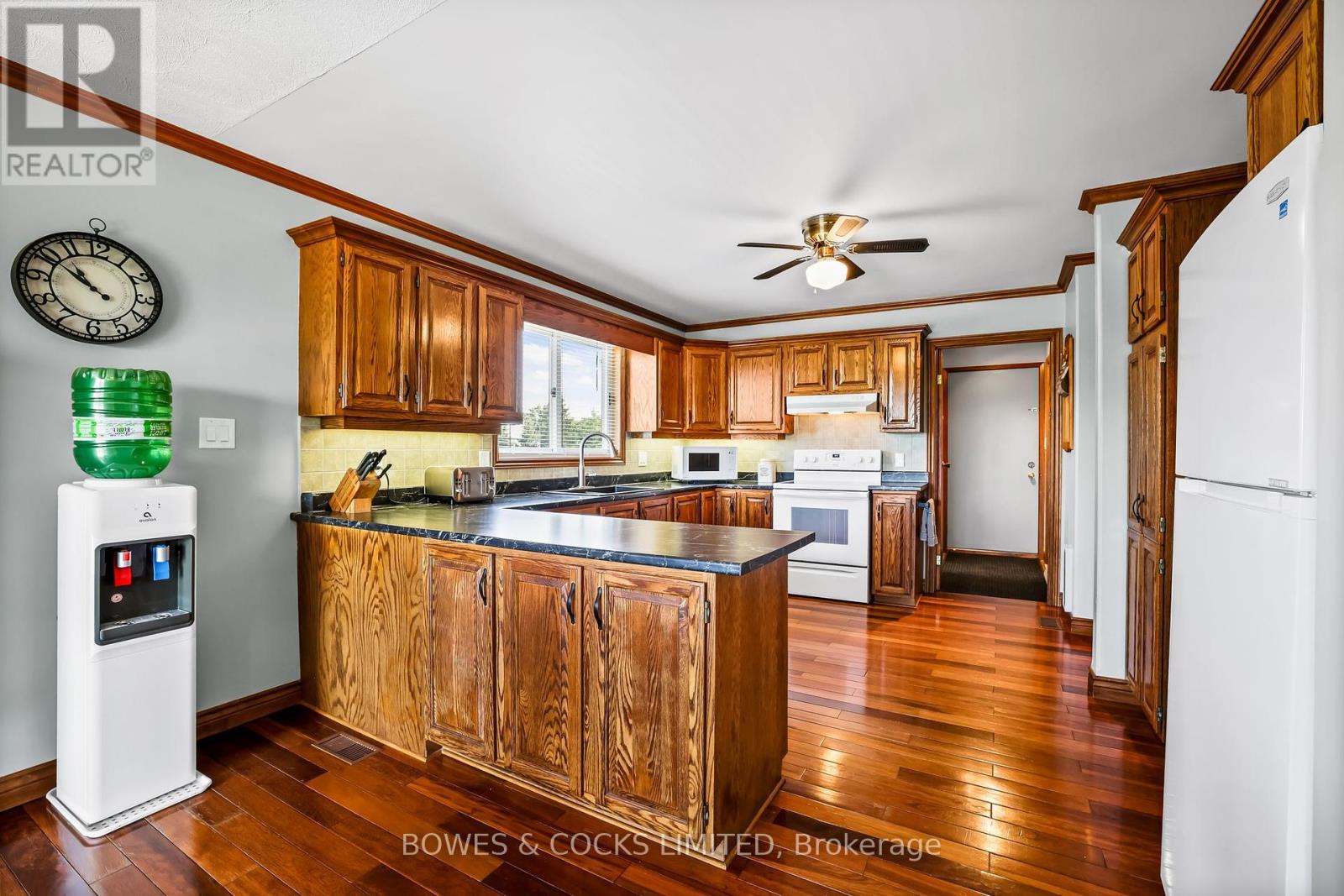 1034 Serpent Mounds Road, Otonabee-South Monaghan, Ontario  K0L 2G0 - Photo 12 - X12292404