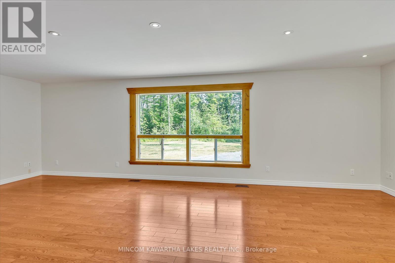 947 Lakehurst Road, Trent Lakes, Ontario  K0L 1J0 - Photo 8 - X12292643