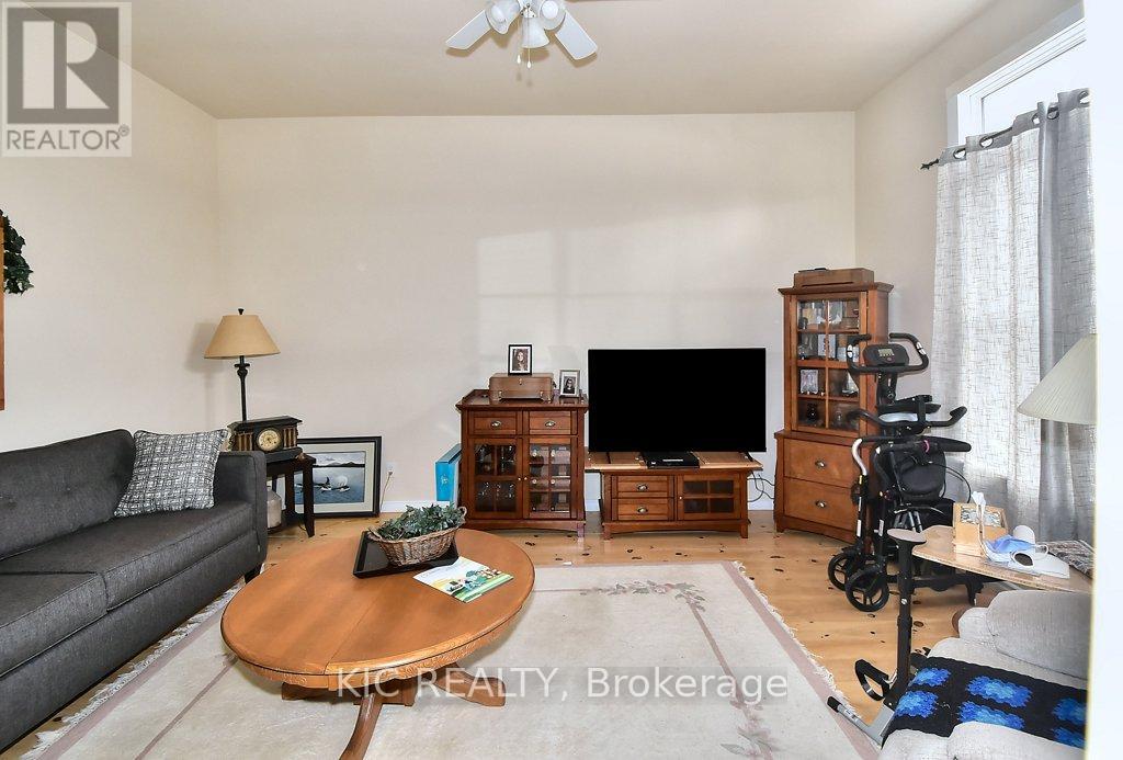 46 Queen Street, Asphodel-Norwood (Norwood), Ontario  K0L 2V0 - Photo 25 - X12292698