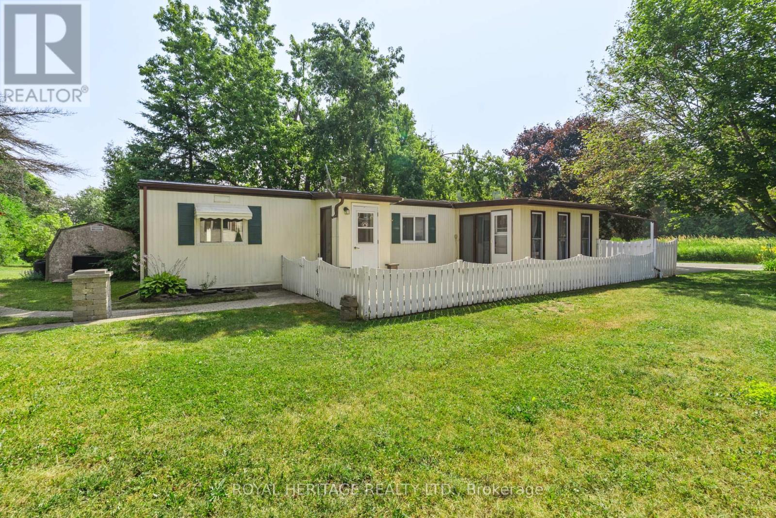 21 Macal Drive, Kawartha Lakes (Fenelon), Ontario  K9V 4R3 - Photo 13 - X12292994