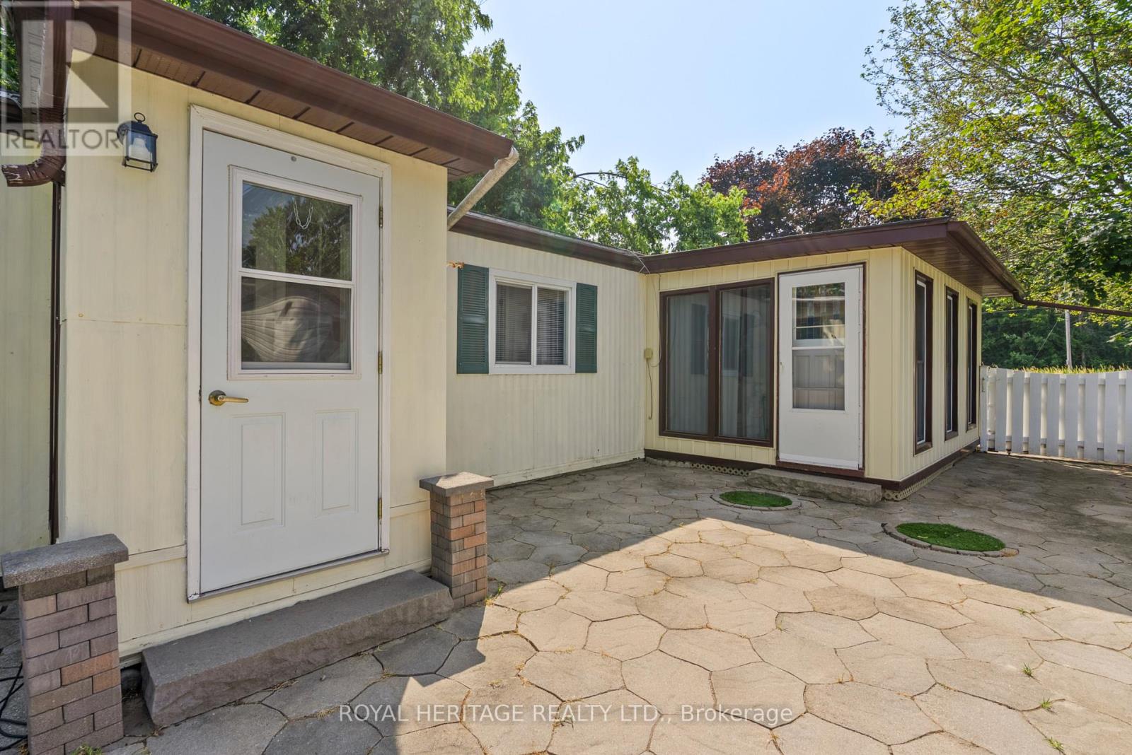 21 Macal Drive, Kawartha Lakes (Fenelon), Ontario  K9V 4R3 - Photo 15 - X12292994