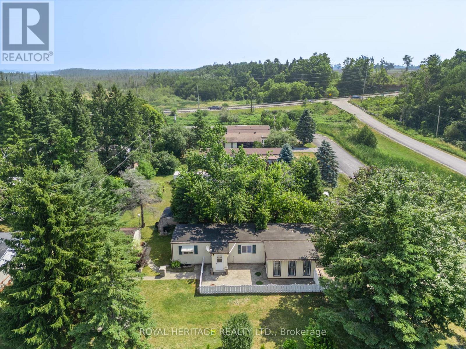 21 Macal Drive, Kawartha Lakes (Fenelon), Ontario  K9V 4R3 - Photo 16 - X12292994