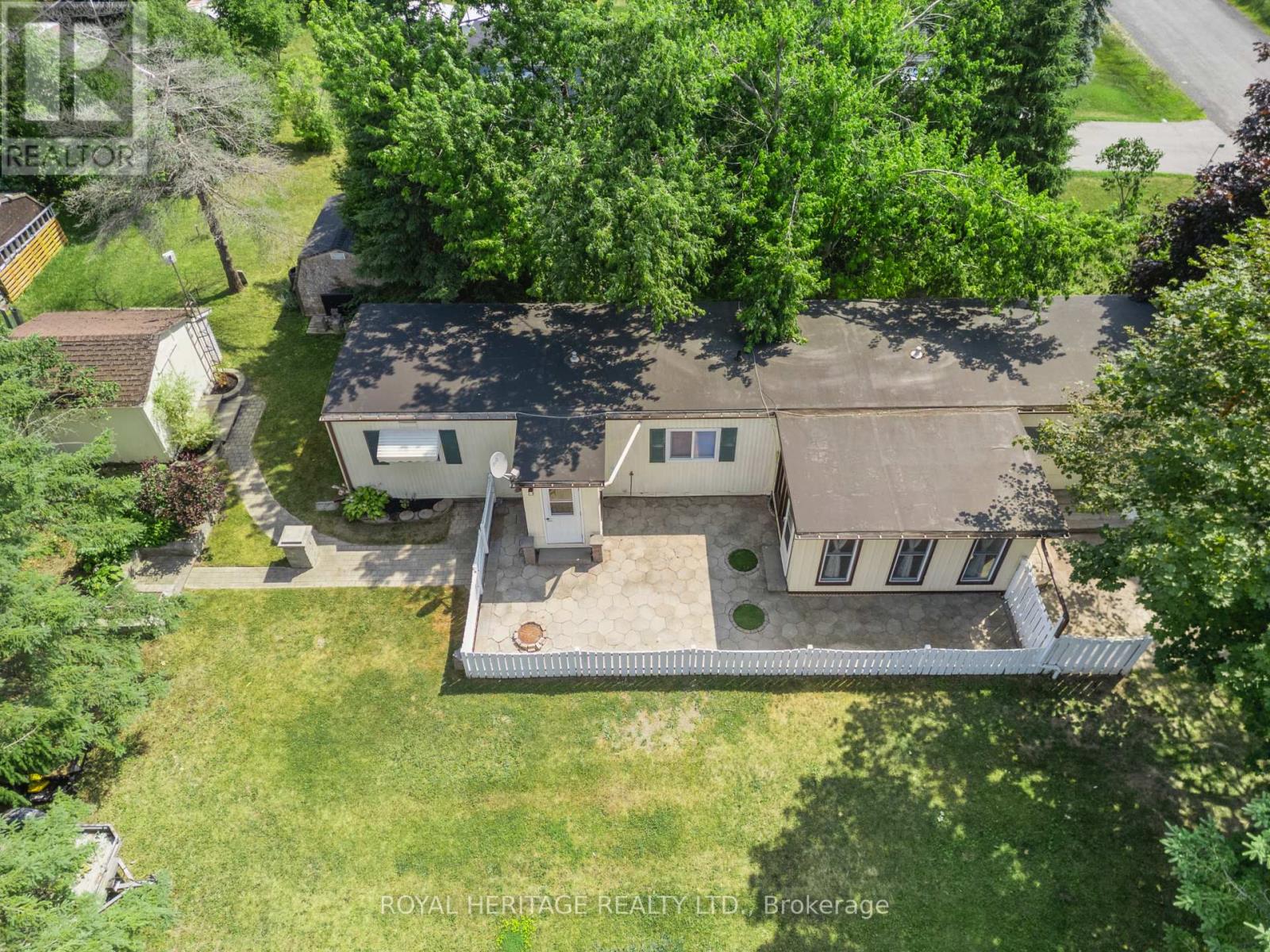 21 Macal Drive, Kawartha Lakes (Fenelon), Ontario  K9V 4R3 - Photo 2 - X12292994