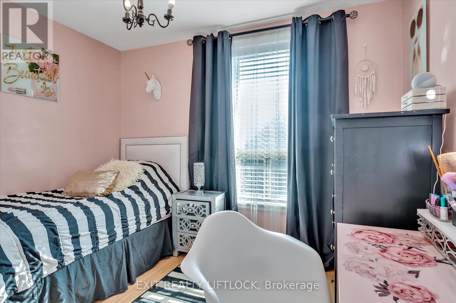 572 Romaine Street, Peterborough Central (South), Ontario  K9J 2E3 - Photo 30 - X12293165
