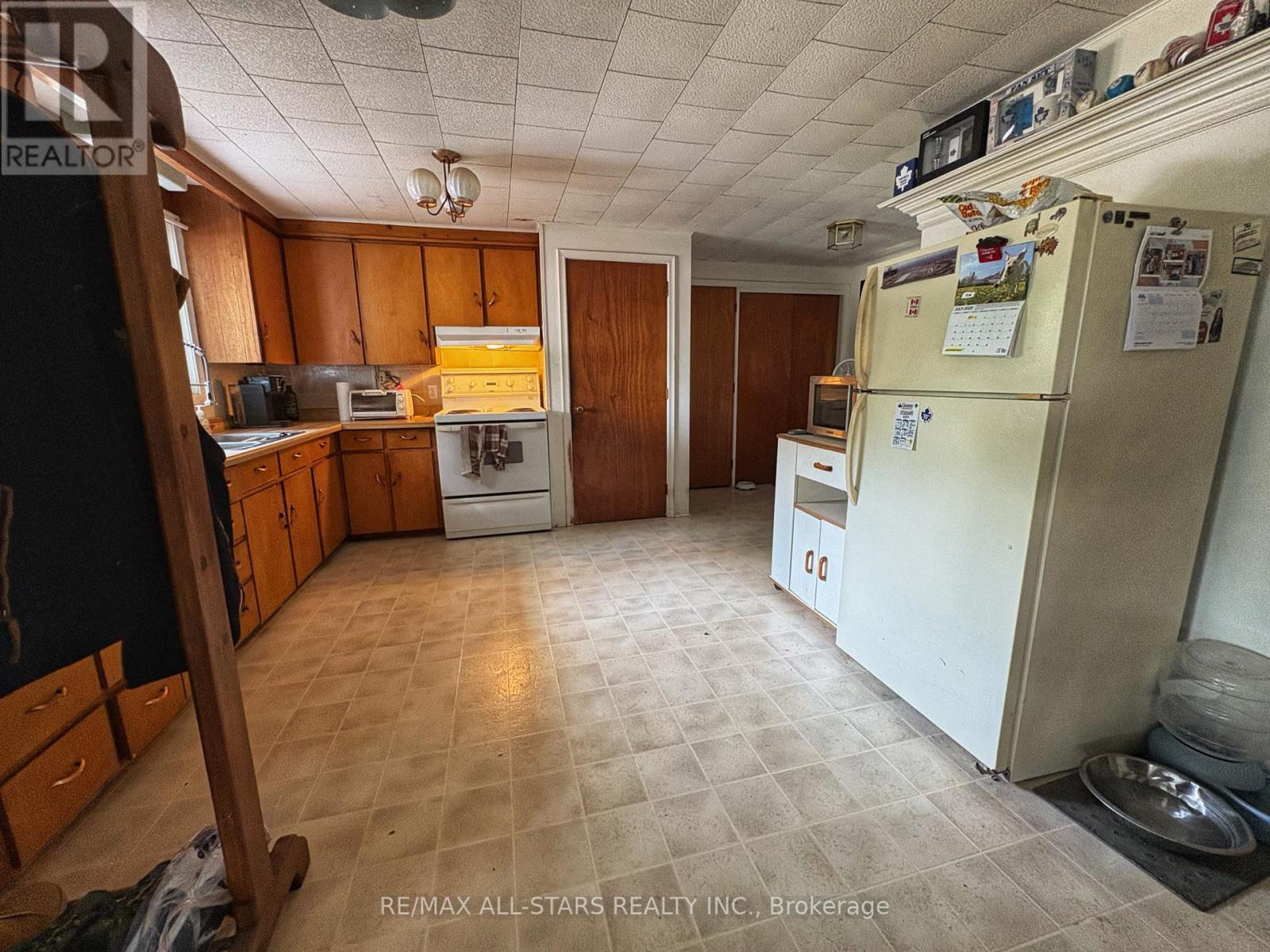 309 Kenrei Road, Kawartha Lakes (Lindsay), Ontario  K9V 4R1 - Photo 7 - X12293167
