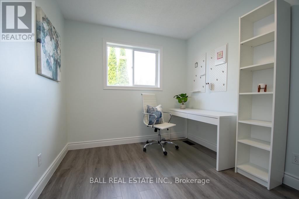 2546 Marsdale Drive, Peterborough East (South), Ontario  K9L 1R4 - Photo 23 - X12293189