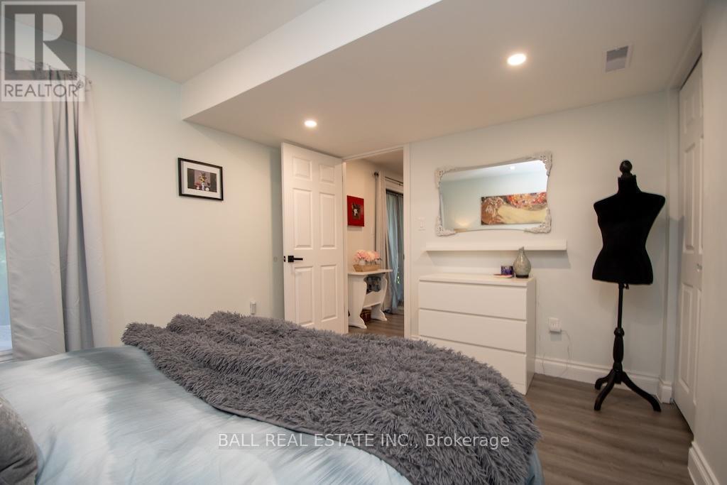 2546 Marsdale Drive, Peterborough East (South), Ontario  K9L 1R4 - Photo 25 - X12293189