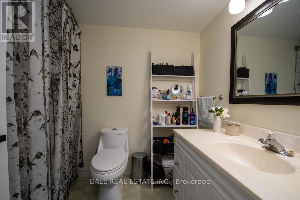 2546 Marsdale Drive, Peterborough East (South), Ontario  K9L 1R4 - Photo 28 - X12293189