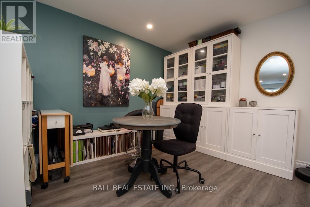 2546 Marsdale Drive, Peterborough East (South), Ontario  K9L 1R4 - Photo 34 - X12293189