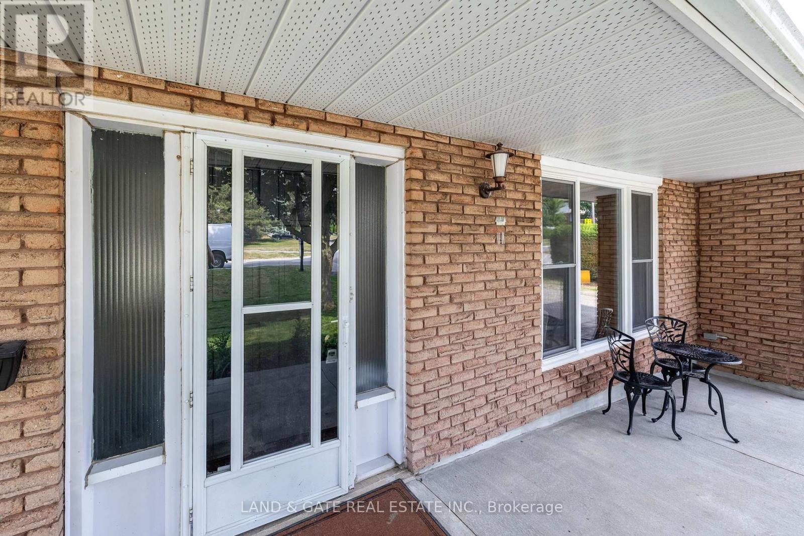 1496 Rudell Road, Clarington (Newcastle), Ontario  L1B 1E1 - Photo 3 - E12293318