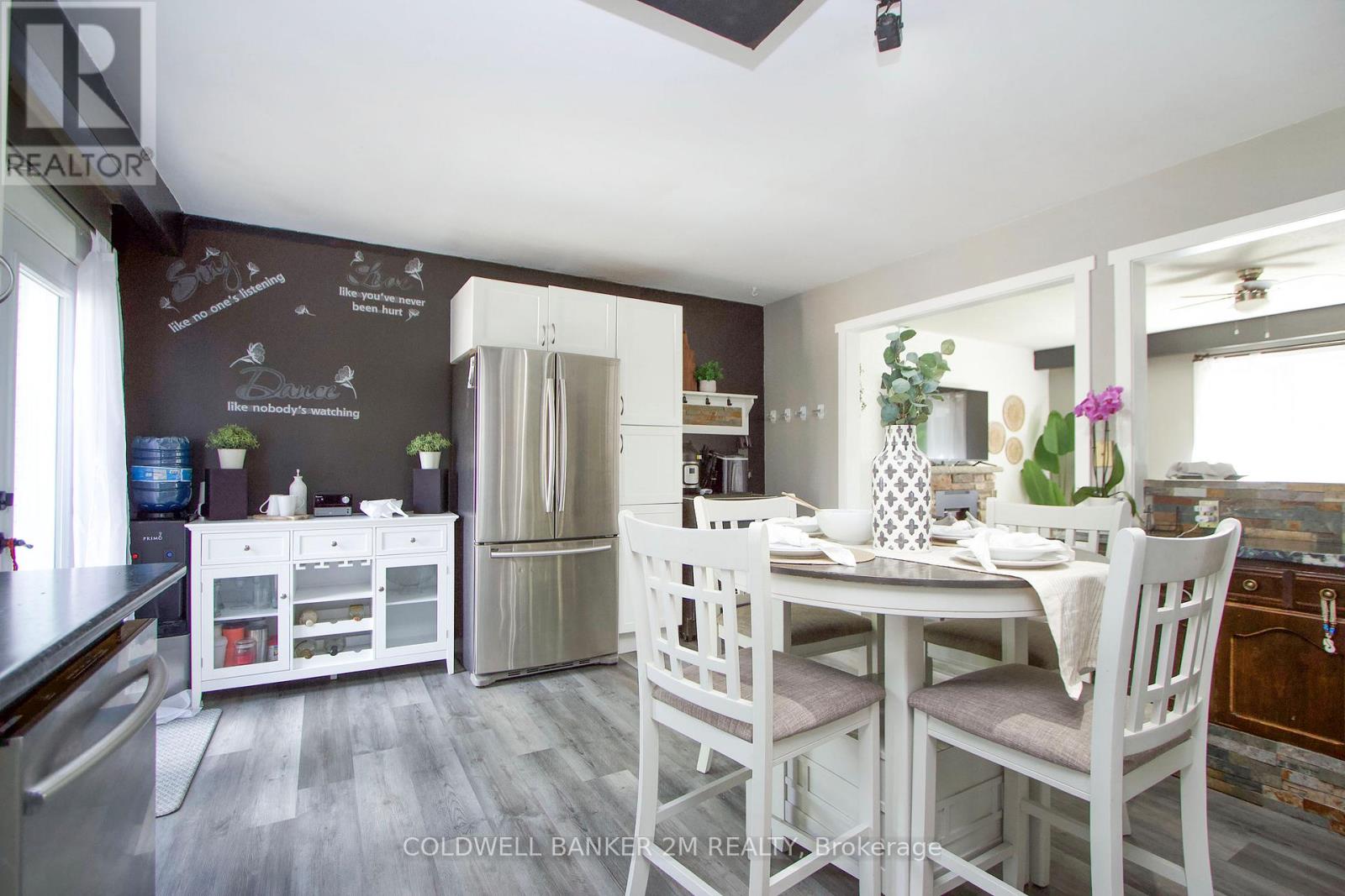 27 Anne Street, Cavan Monaghan (Millbrook Village), Ontario  L0A 1G0 - Photo 8 - X12293403