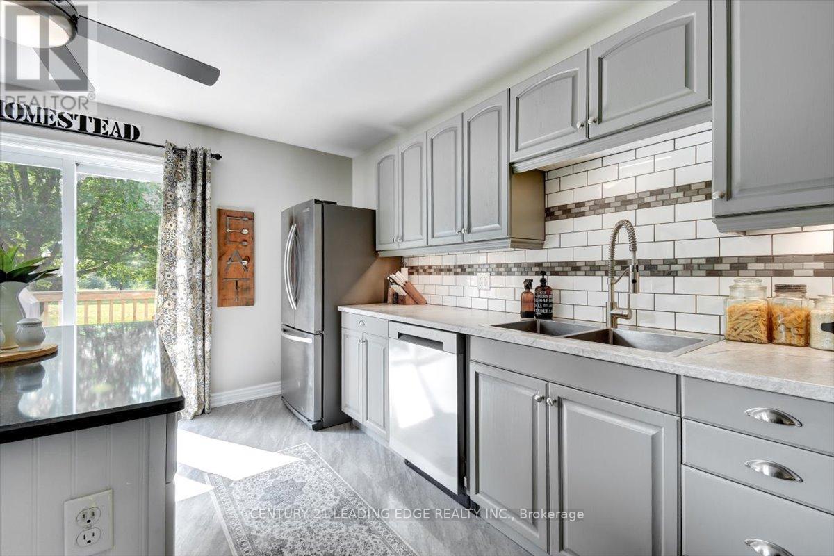 281 Crawford Road, Bancroft (Dungannon Ward), Ontario  K0L 2L0 - Photo 10 - X12293197