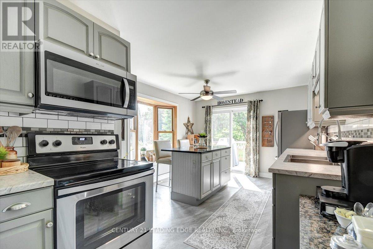 281 Crawford Road, Bancroft (Dungannon Ward), Ontario  K0L 2L0 - Photo 11 - X12293197