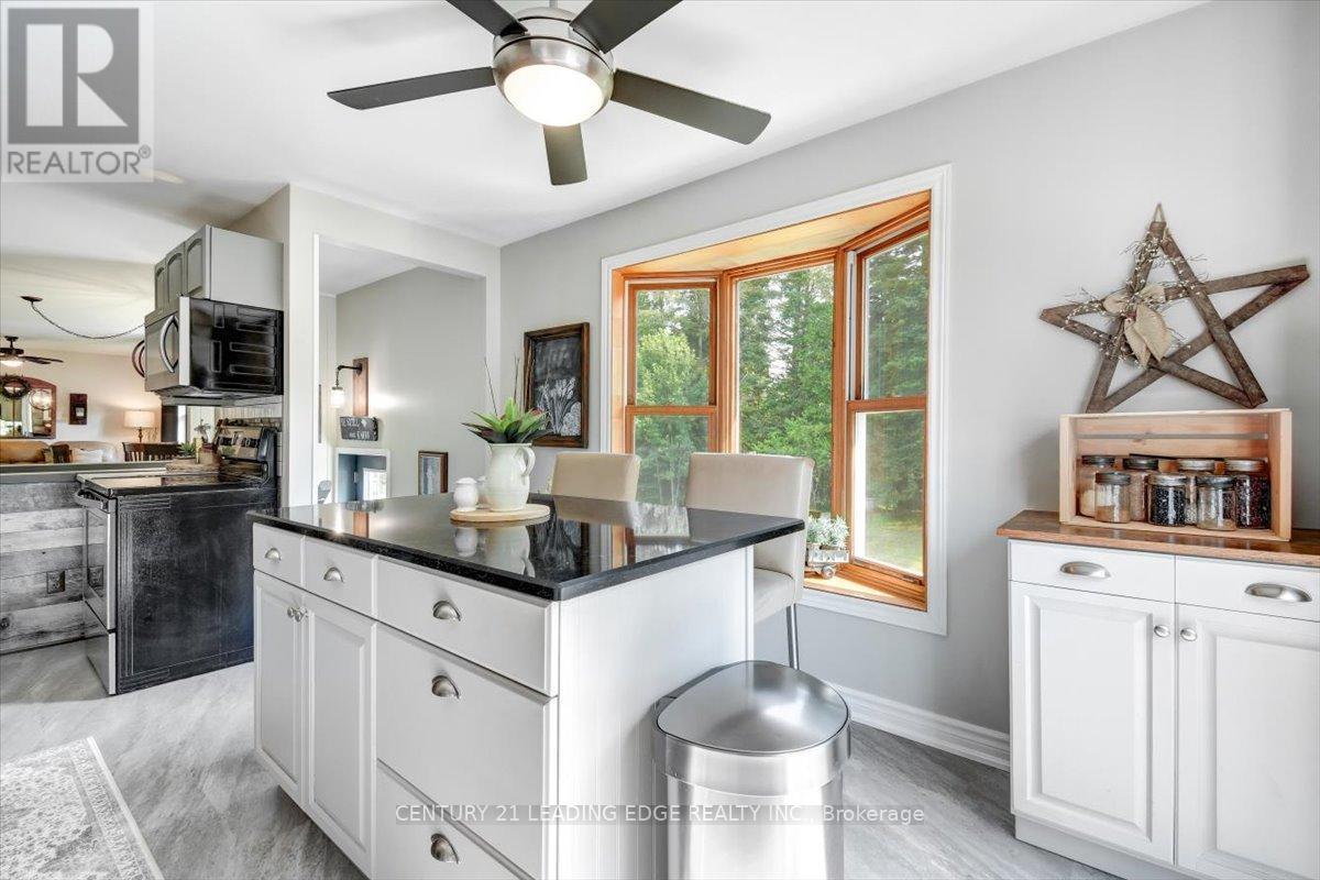 281 Crawford Road, Bancroft (Dungannon Ward), Ontario  K0L 2L0 - Photo 8 - X12293197