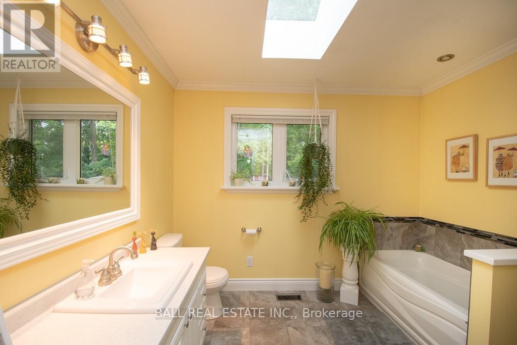 2811 Antelope Trail, Selwyn, Ontario  K0L 2H0 - Photo 29 - X12293444