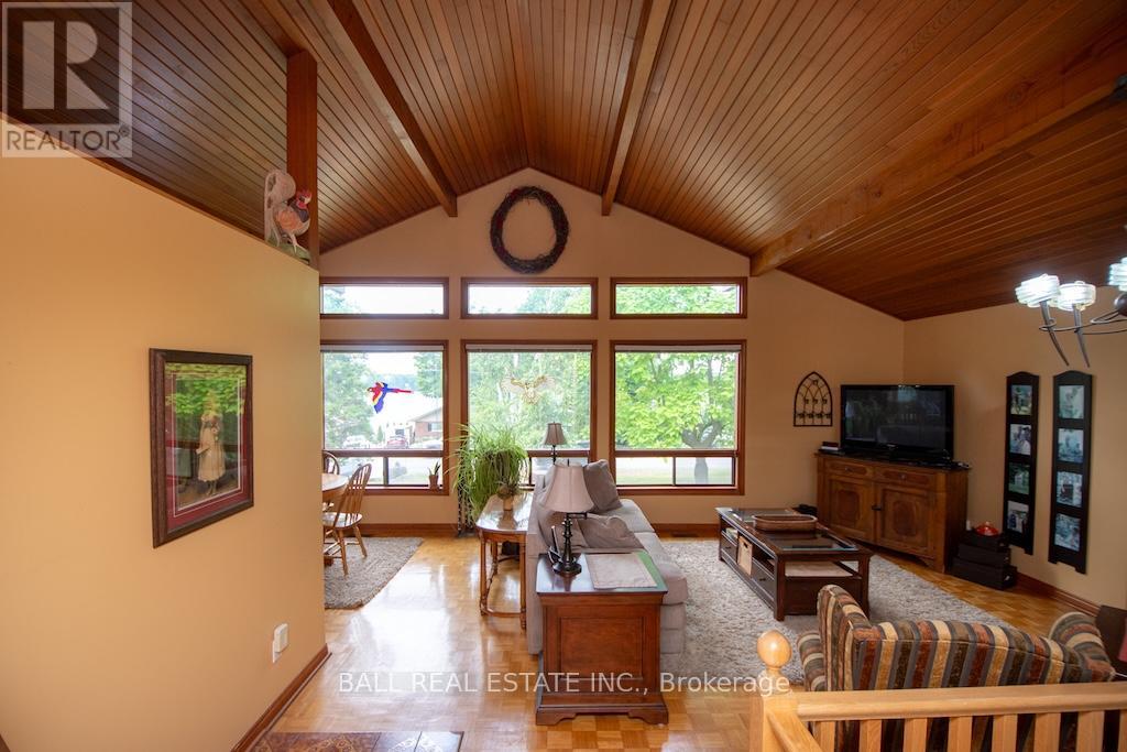 2811 Antelope Trail, Selwyn, Ontario  K0L 2H0 - Photo 6 - X12293444