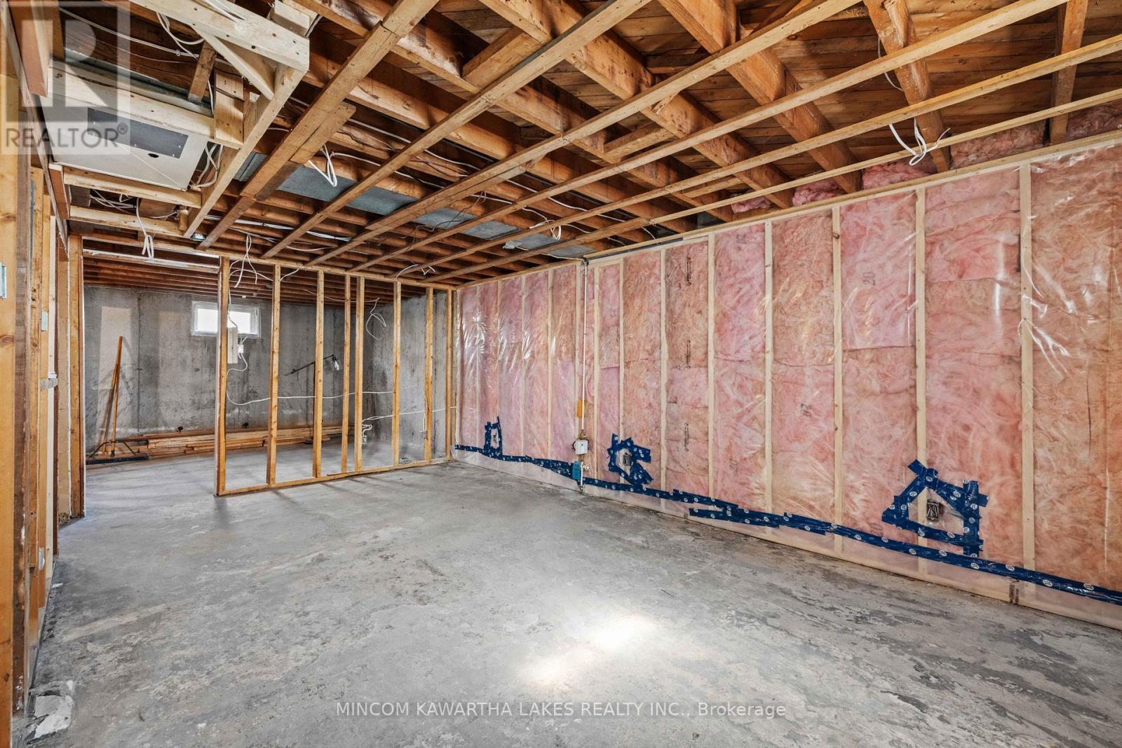 632 Gillespie Avenue, Peterborough South (West), Ontario  K9J 4B6 - Photo 24 - X12293511