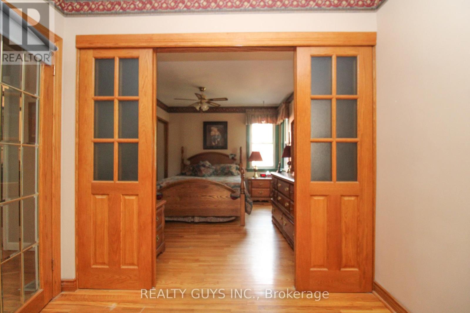 205 Shelbourne Street, Peterborough North (South), Ontario  K9H 5K3 - Photo 26 - X12293543