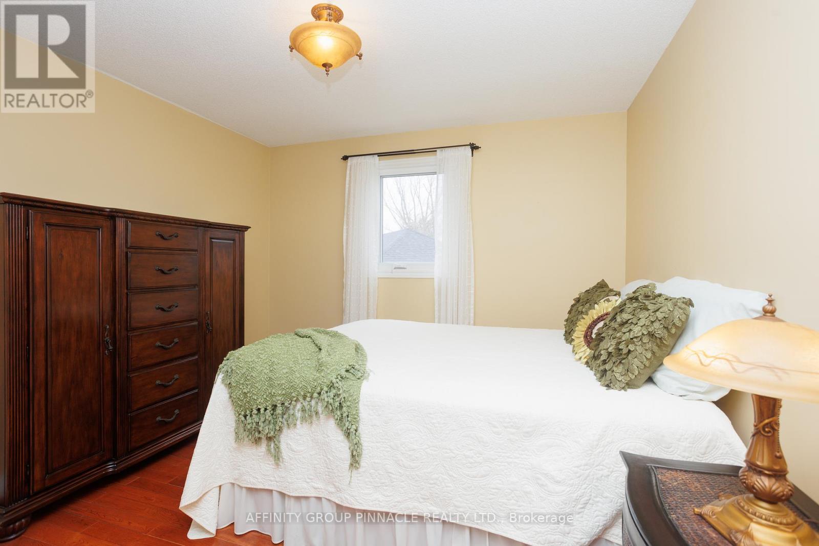 20 Olympia Court, Kawartha Lakes (Lindsay), Ontario  K9V 6C8 - Photo 29 - X12293601