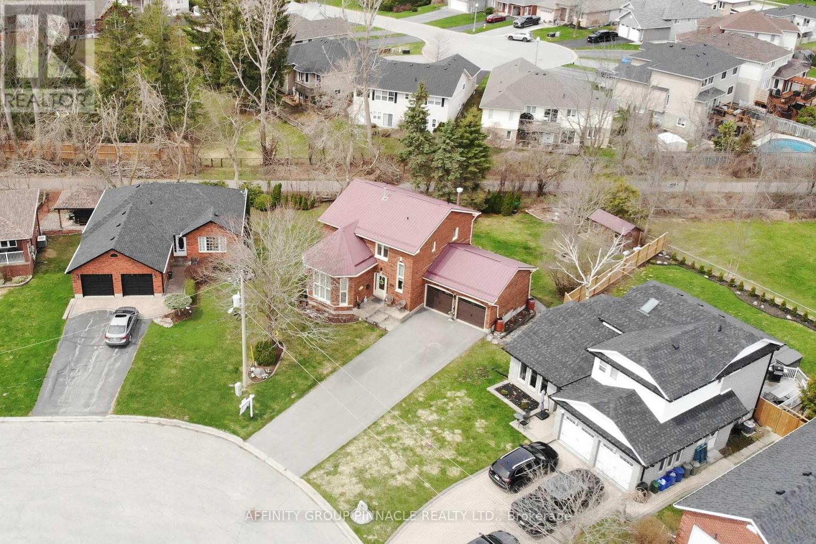 20 Olympia Court, Kawartha Lakes (Lindsay), Ontario  K9V 6C8 - Photo 44 - X12293601