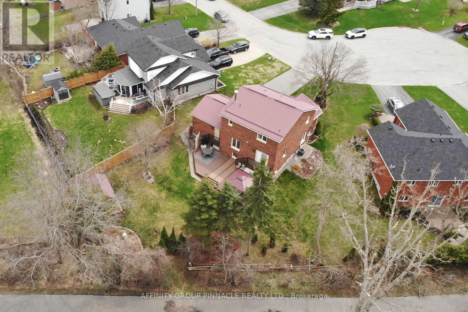 20 Olympia Court, Kawartha Lakes (Lindsay), Ontario  K9V 6C8 - Photo 48 - X12293601