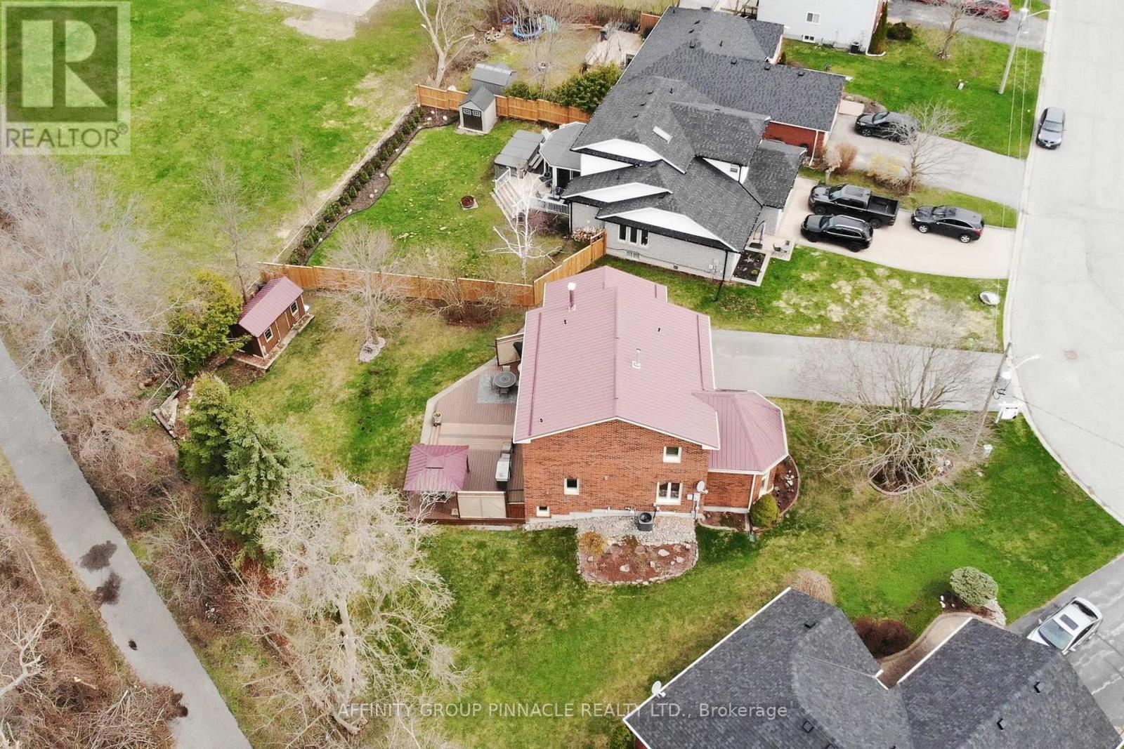 20 Olympia Court, Kawartha Lakes (Lindsay), Ontario  K9V 6C8 - Photo 49 - X12293601