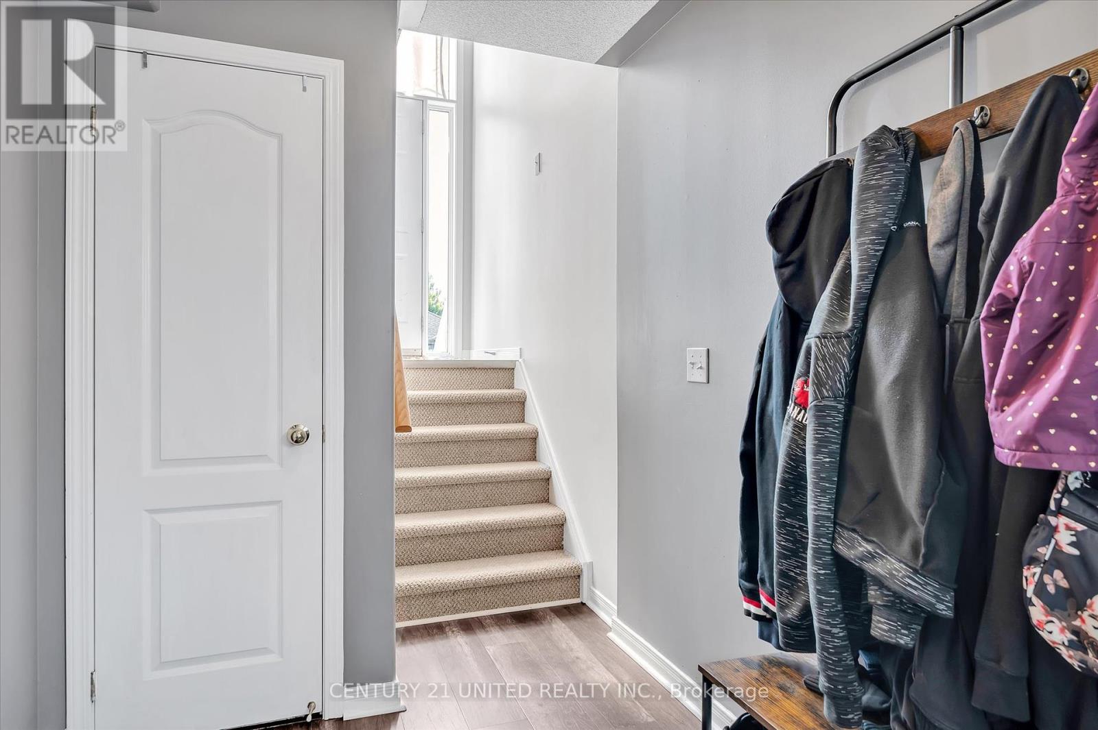610 Clancy Crescent, Peterborough West (South), Ontario  K9K 2S2 - Photo 35 - X12293915